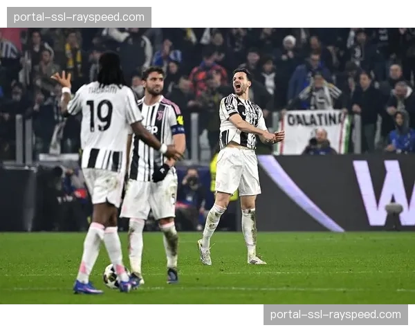 尤文图斯常规时间连入三球追平总比分，加时赛体力不支崩盘