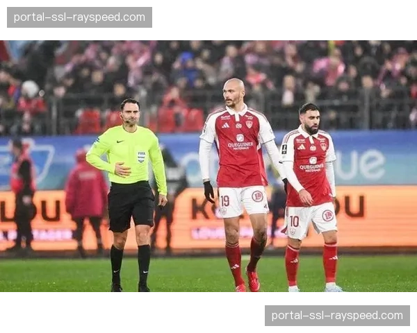 马赛客场0-2不敌布雷斯特，格林伍德失点创五大联赛同期最多罚丢纪录