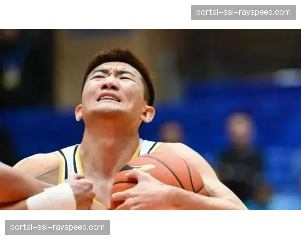 山西78-59大胜广厦晋级杯赛决赛，孙铭徽伤退成转折点