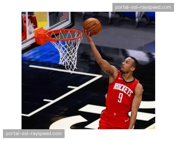 转会影响：季中交易获得的3D球员如何提升球队外线防守质量