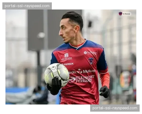 全场比赛结束，克莱蒙0-0闷平南特，双方各取一分